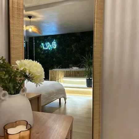 Nuit A Bali Clim Jacuzzi Et Wi-fi - Bali Arras